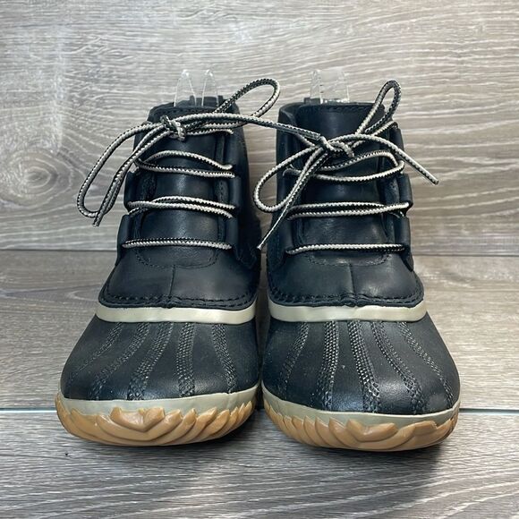 Sorel Out ‘N About Plus Black Nubuck Women’s Sz 7.5 Warm Waterproof Duck Boots - Picture 2 of 12